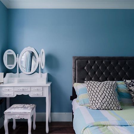 Central Stylish 2-Bed Apartment In Лондон Экстерьер фото