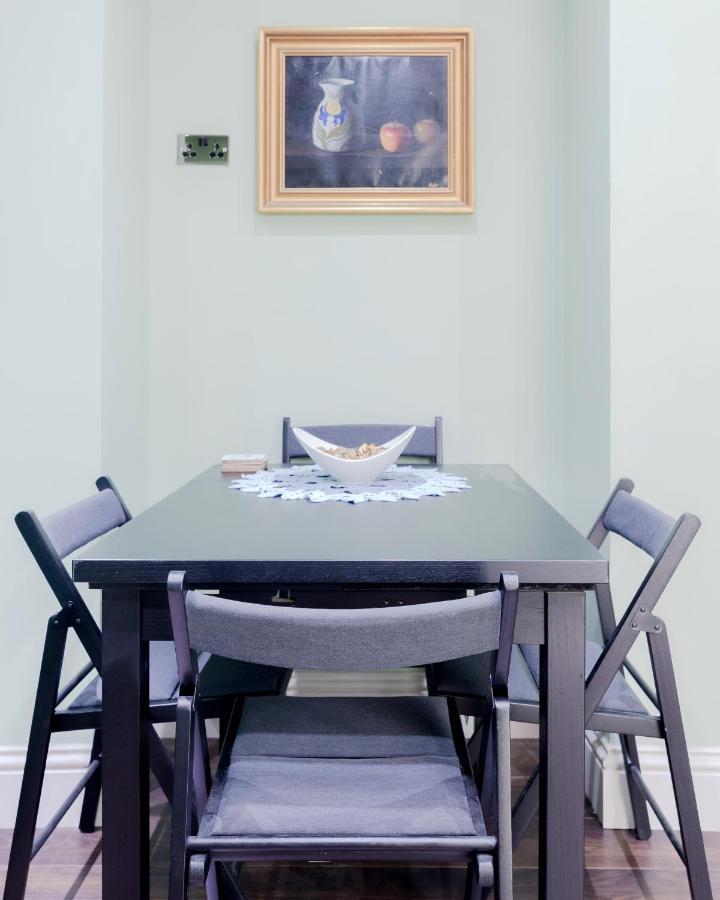 Central Stylish 2-Bed Apartment In Лондон Экстерьер фото